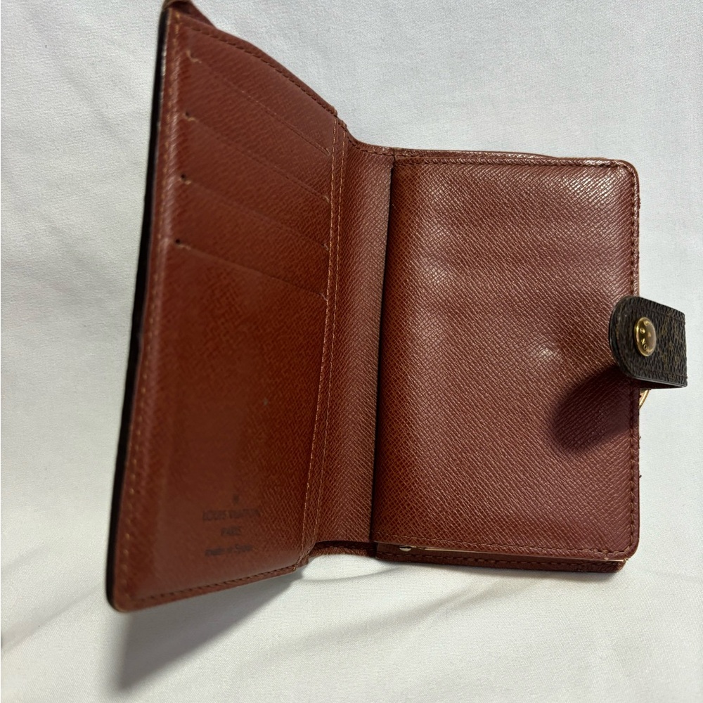 Louis Vuitton Brown and Tan Monogram Card Holder - Picture 4 of 14